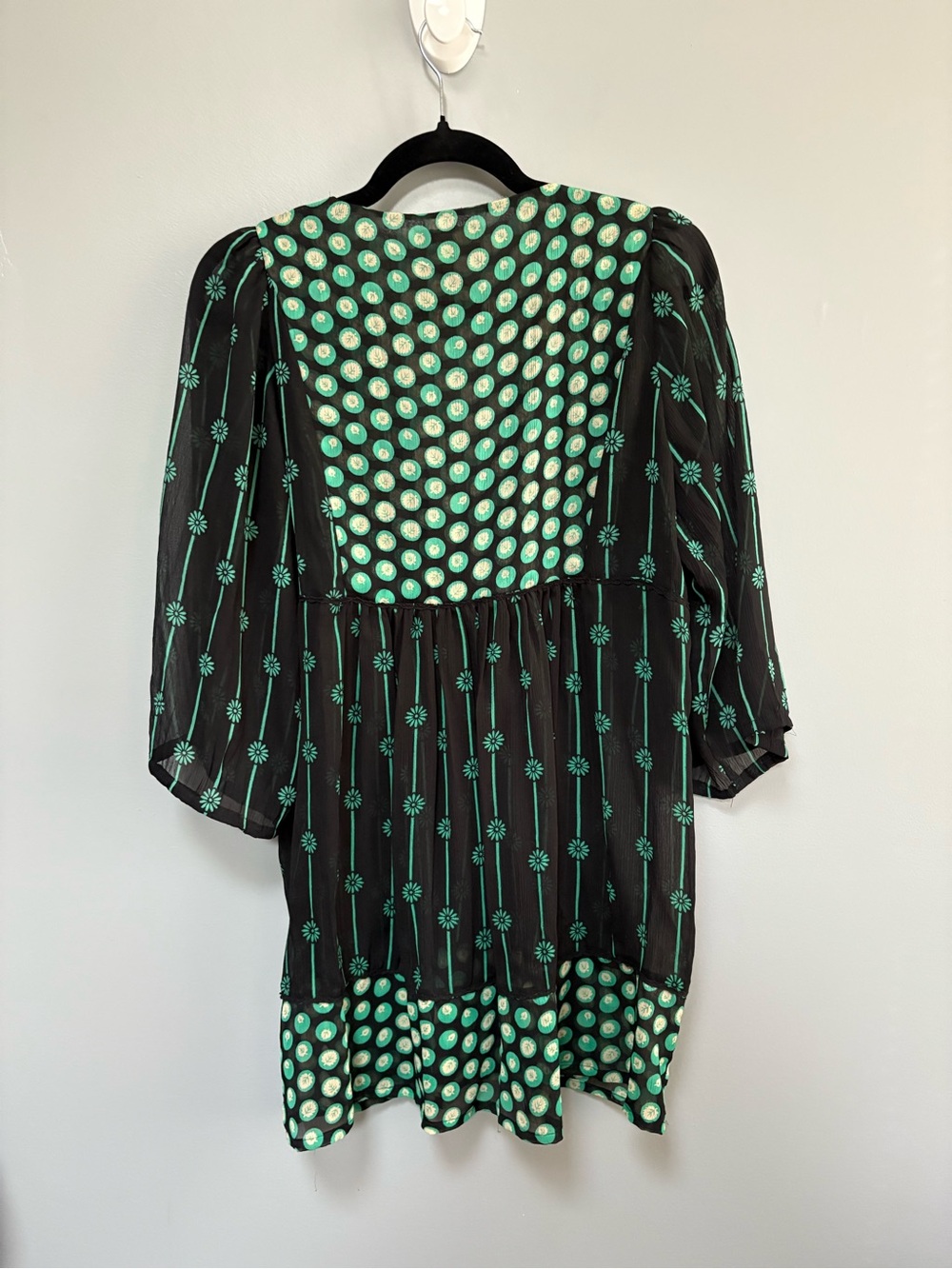 Forever 21 Black & Green Boho Patterned V-Neck Elbow Length Sleeve Blouse Size M - Picture 5 of 6